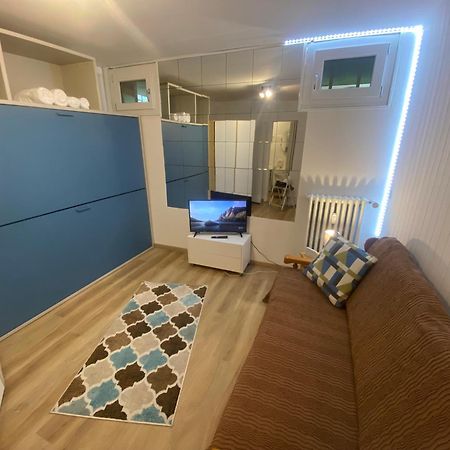 Alpine Nest With Swimmingpool Apartment Moggio  Luaran gambar